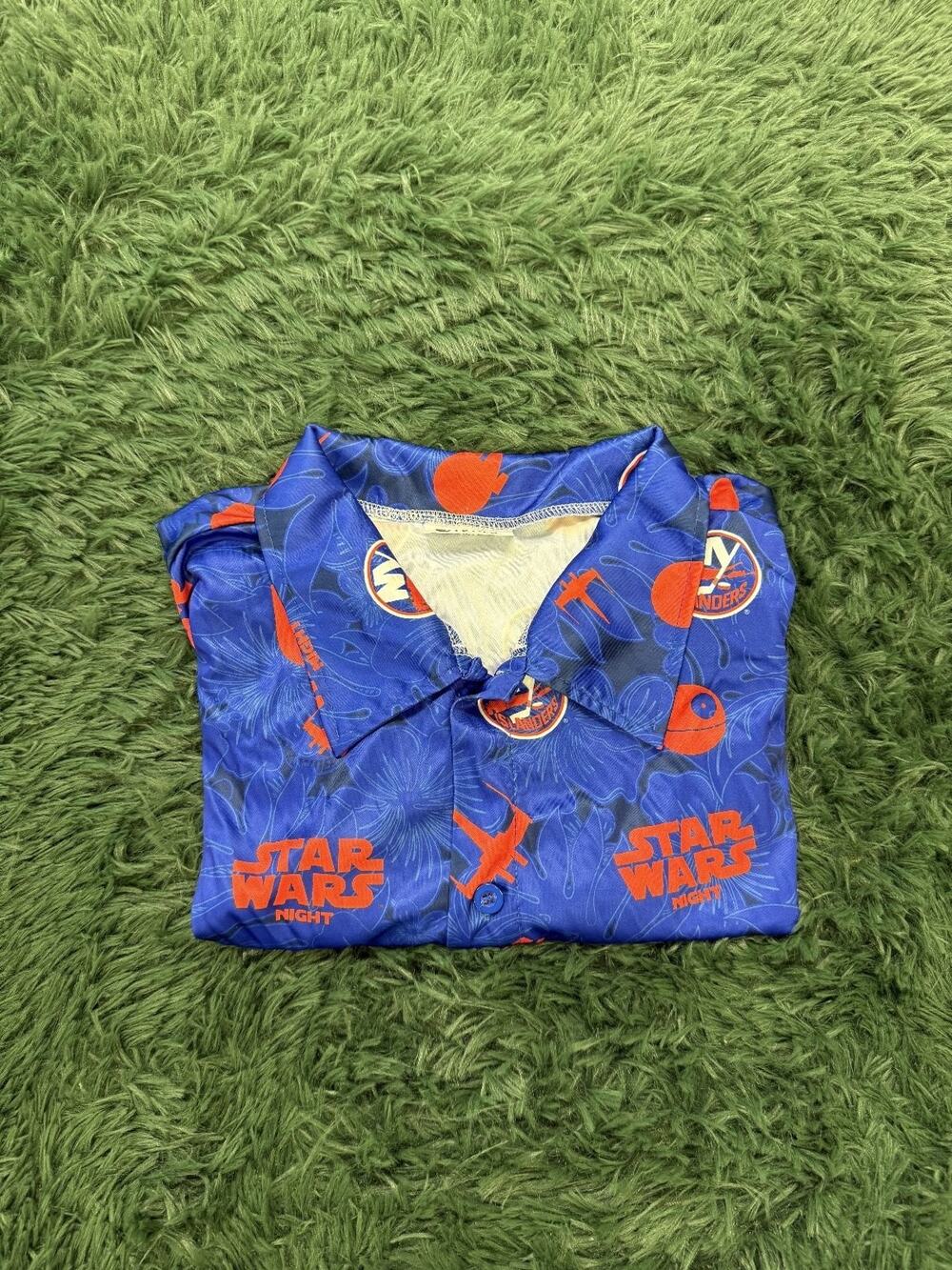 Coyote Star Wars Night Islanders Blue Hawaiian Button Down Shirt Men's XL